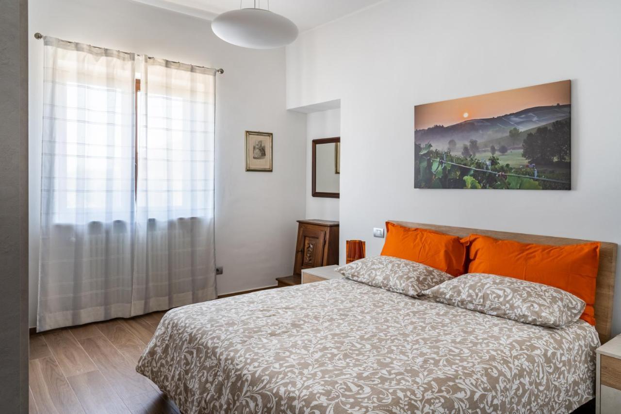 Agriturismo Tenuta La Meridiana Montegrosso dʼAsti エクステリア 写真